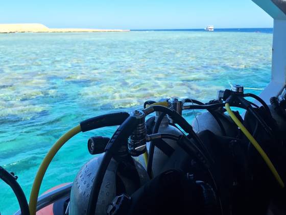 výhľad z dennej lode Hurghada Červené more