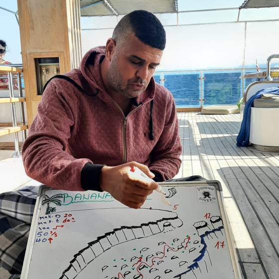 Ahmed Grand briefing denný ponor Hurghada Ahmed Grand briefing