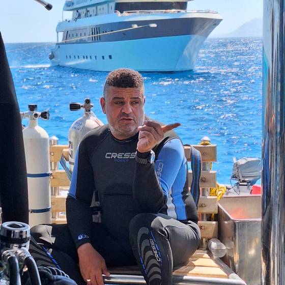 liveaboard inštrukcie od Ahmeda Ahmed Grand Divers