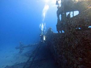 grand divers wreck diving red sea